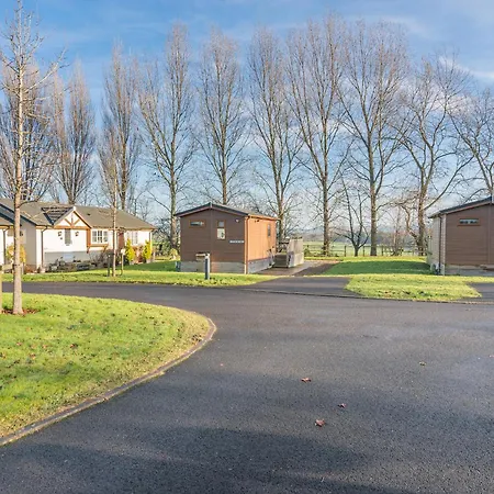 Aldeamento Turístico Cleveland Hills View *